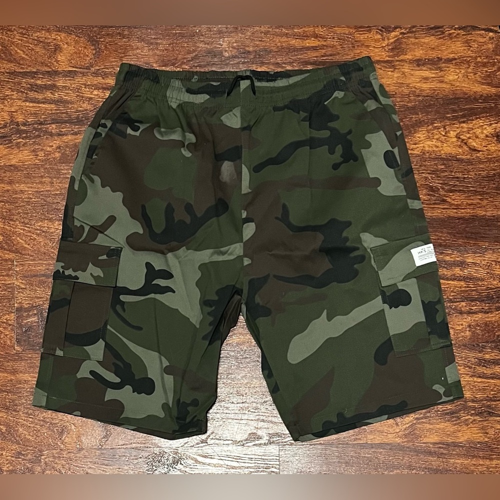 Hks Camo Cargo Shorts Size L